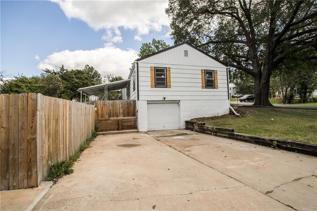 4354 Yecker Avenue — photo 6