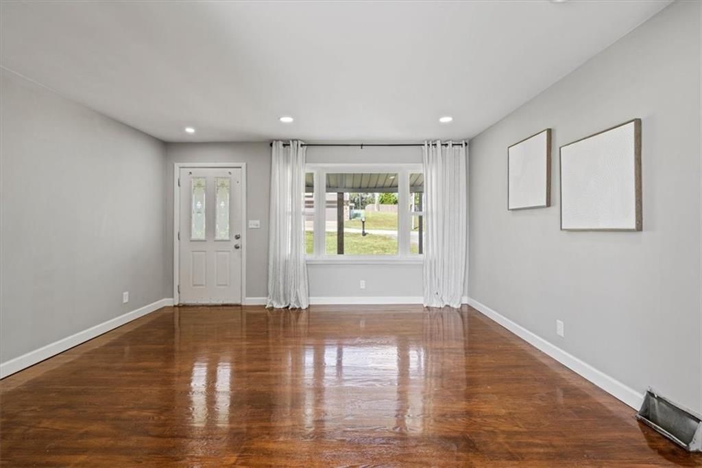 3503 NE 85th Street — photo 8