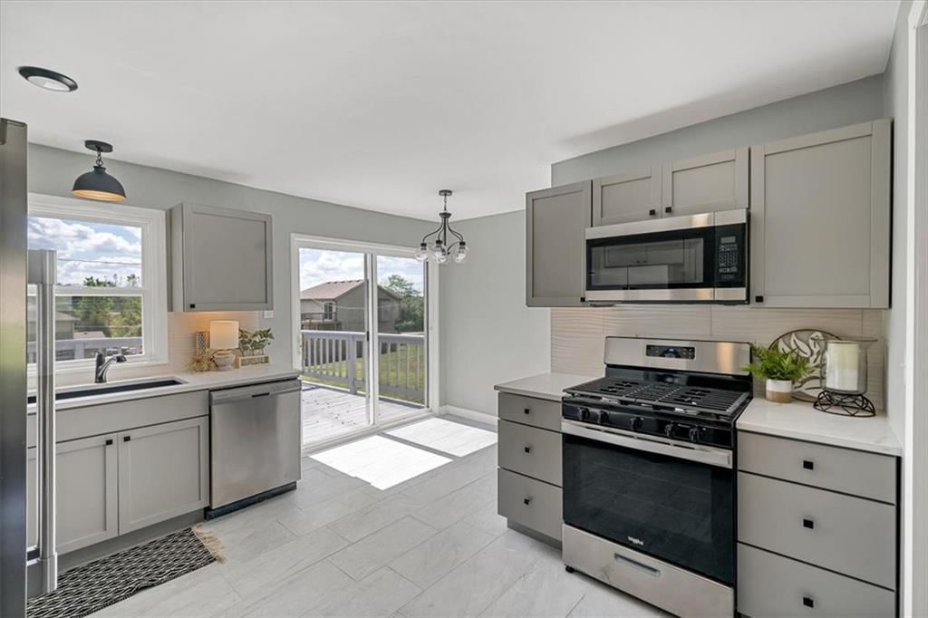 3503 NE 85th Street — photo 13
