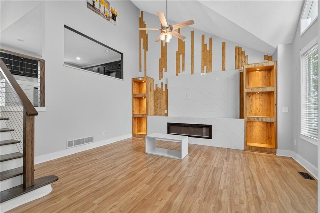 21217 W 55th Terrace — photo 2