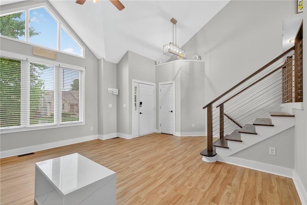 21217 W 55th Terrace — photo 6