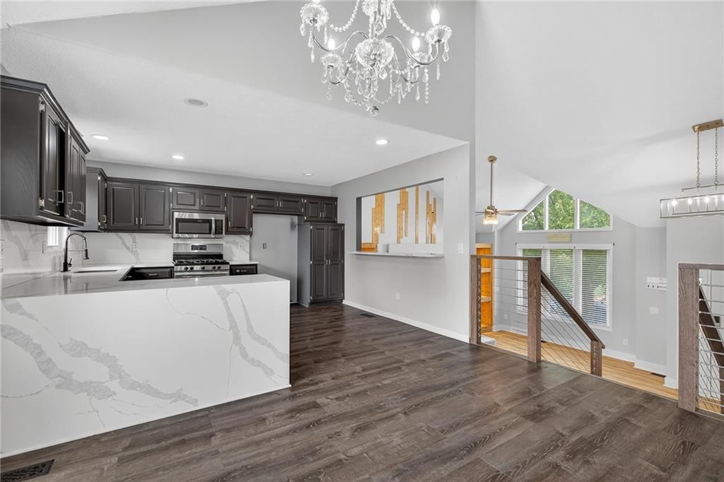 21217 W 55th Terrace — photo 12
