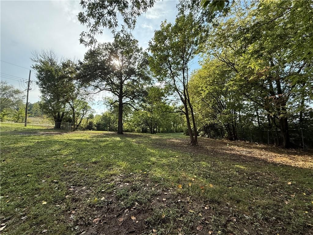Photo 25 of 25 - 37112 E R D Mize Road