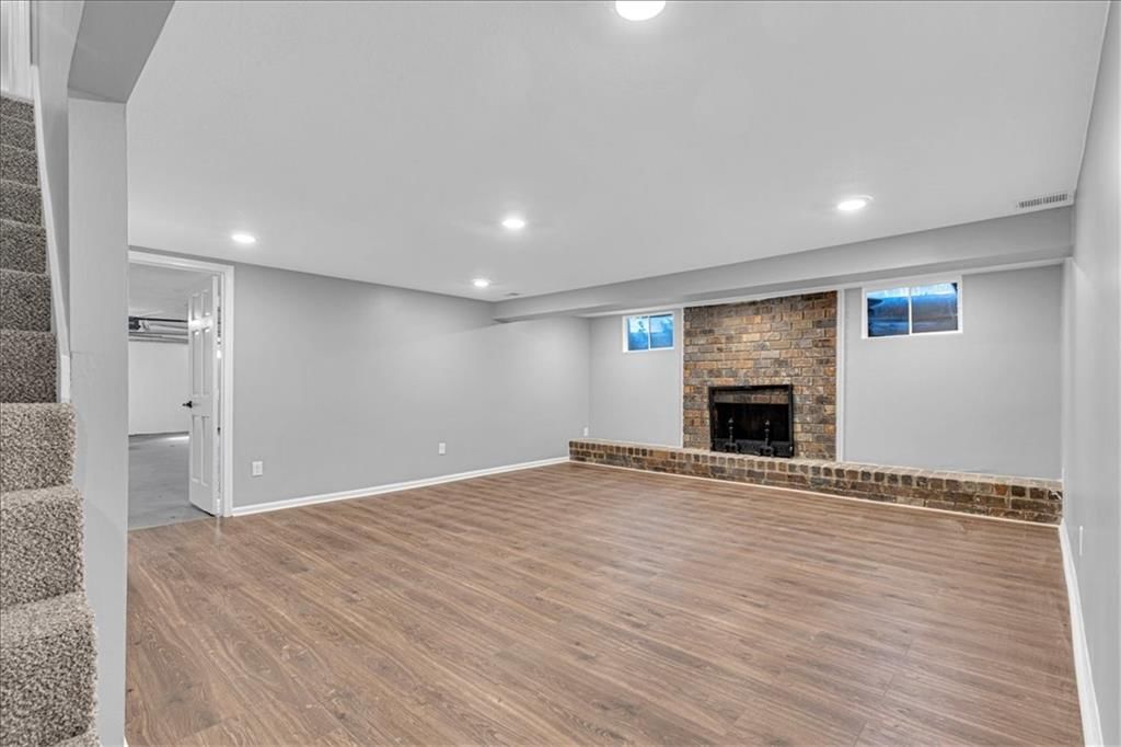 11707 E 60th Terrace — photo 36