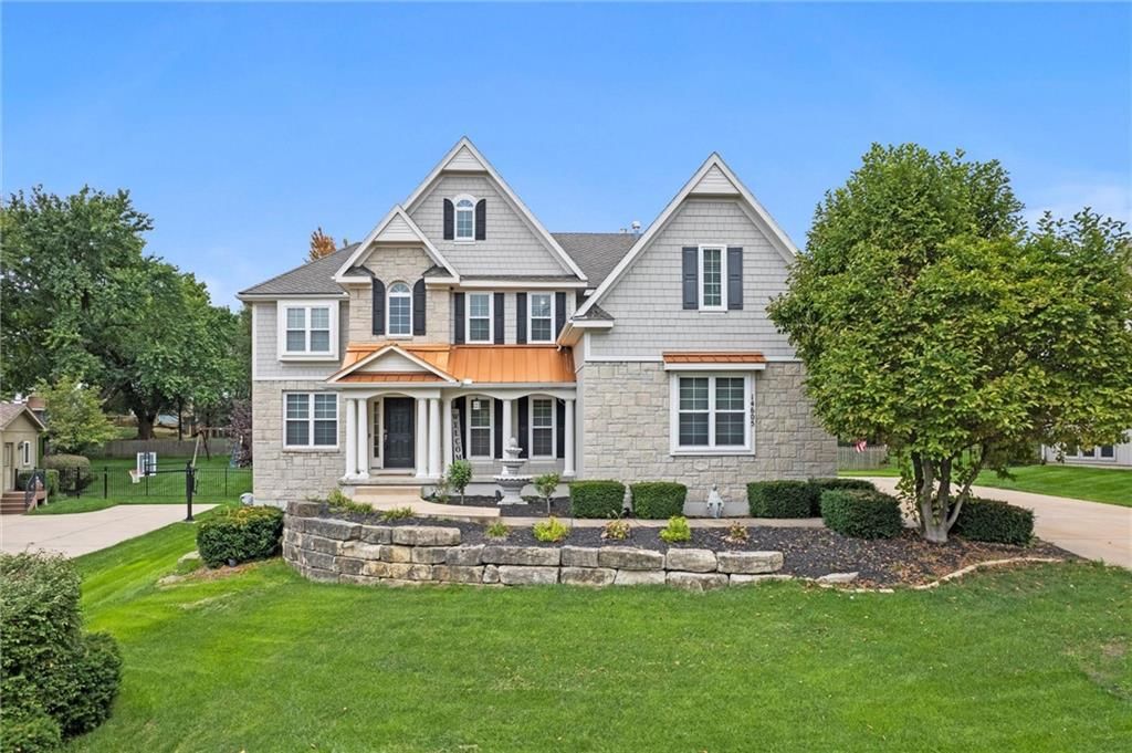14605 Carter Street, Overland Park, KS