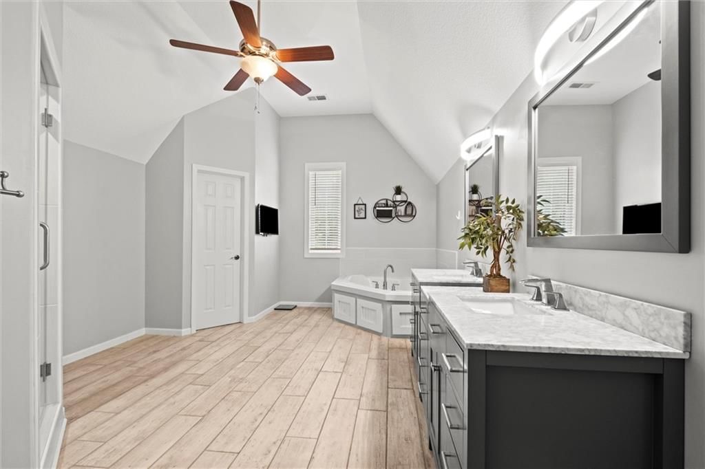 14605 Carter Street — photo 18
