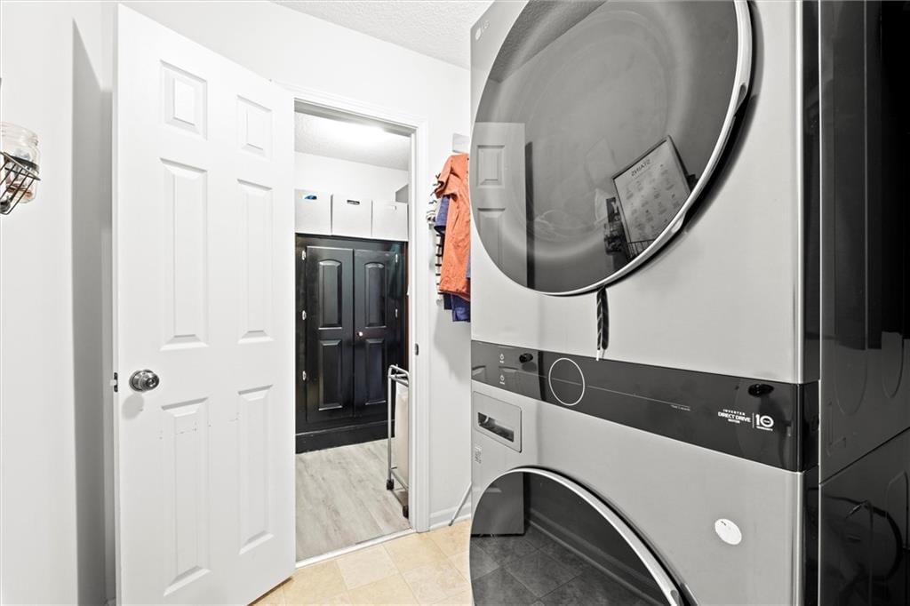 14605 Carter Street — photo 38