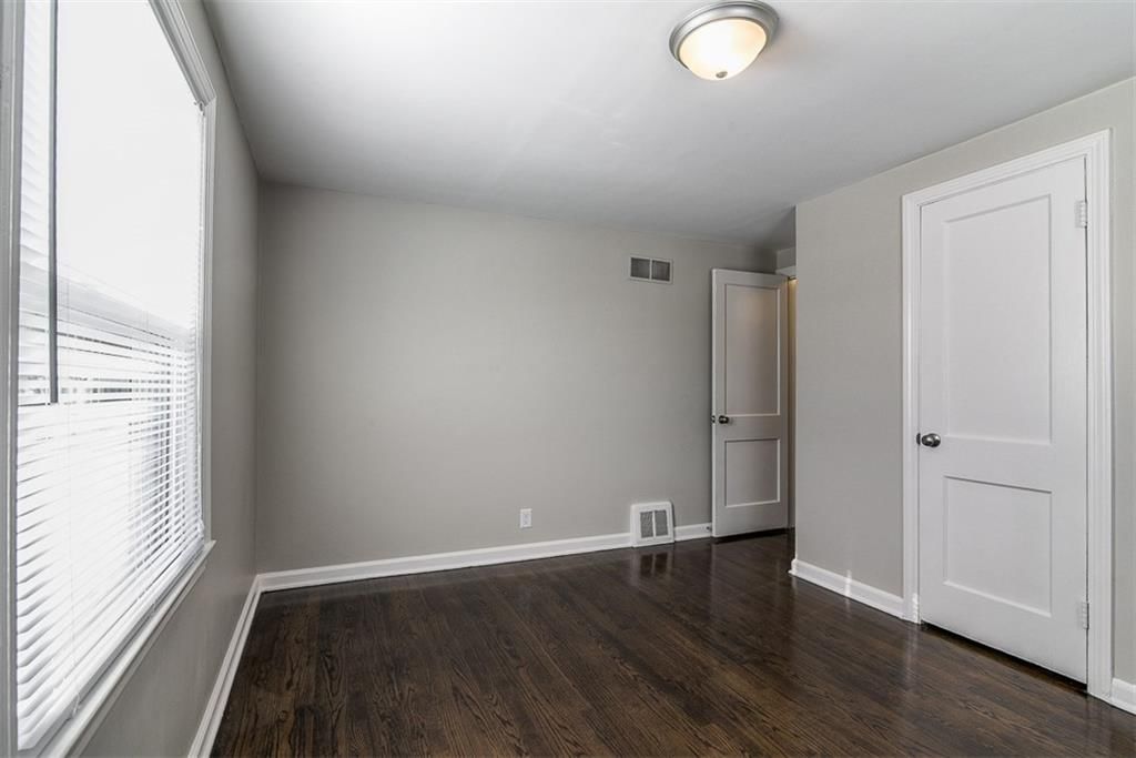 2806 NE 56th Street — photo 27