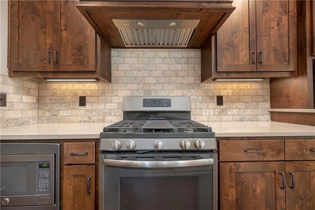 1907 Prairie Grass Drive — photo 11