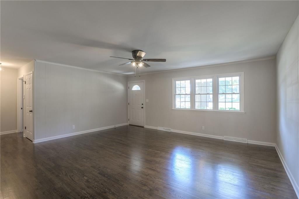 12216 E 49th Terrace — photo 10
