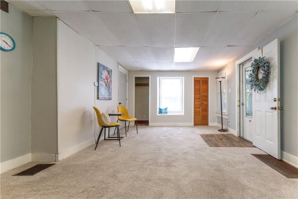 Photo 6 of 28 - 3905 N Jackson Avenue