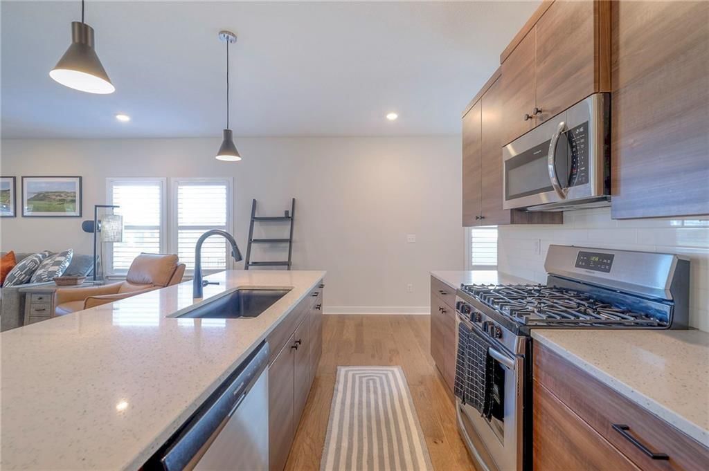 1404 Zennor Court — photo 10