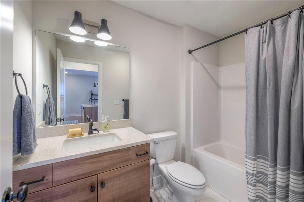 1404 Zennor Court — photo 22