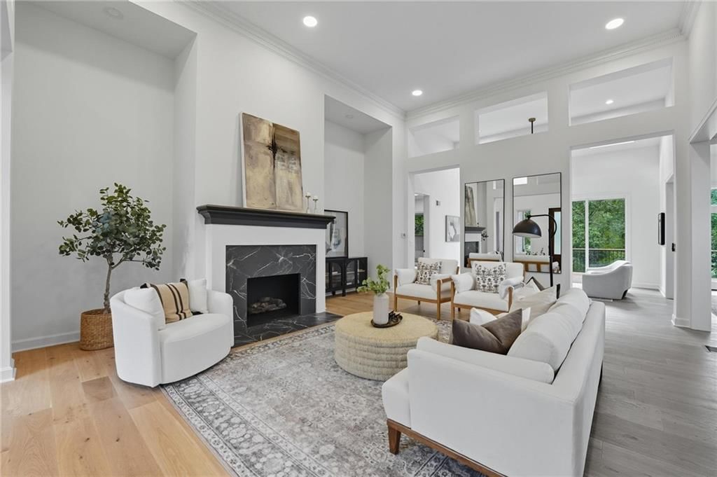 12468 Linden Street — photo 3