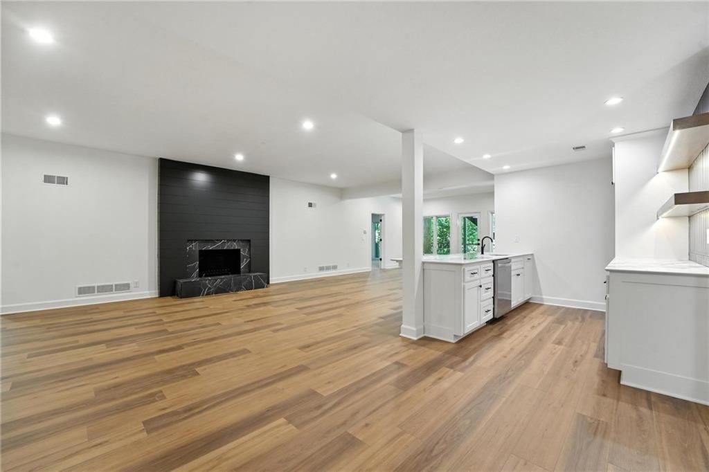 12468 Linden Street — photo 38