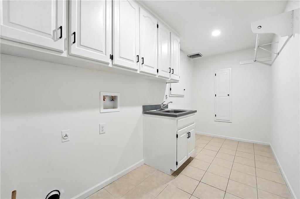 12468 Linden Street — photo 40