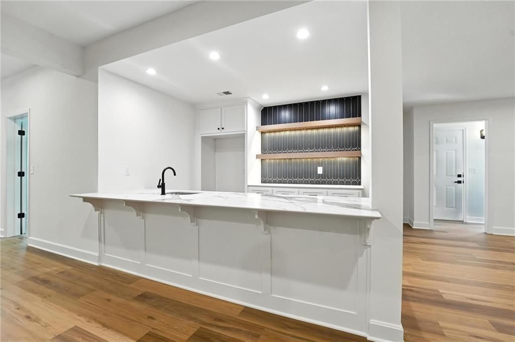 12468 Linden Street — photo 42
