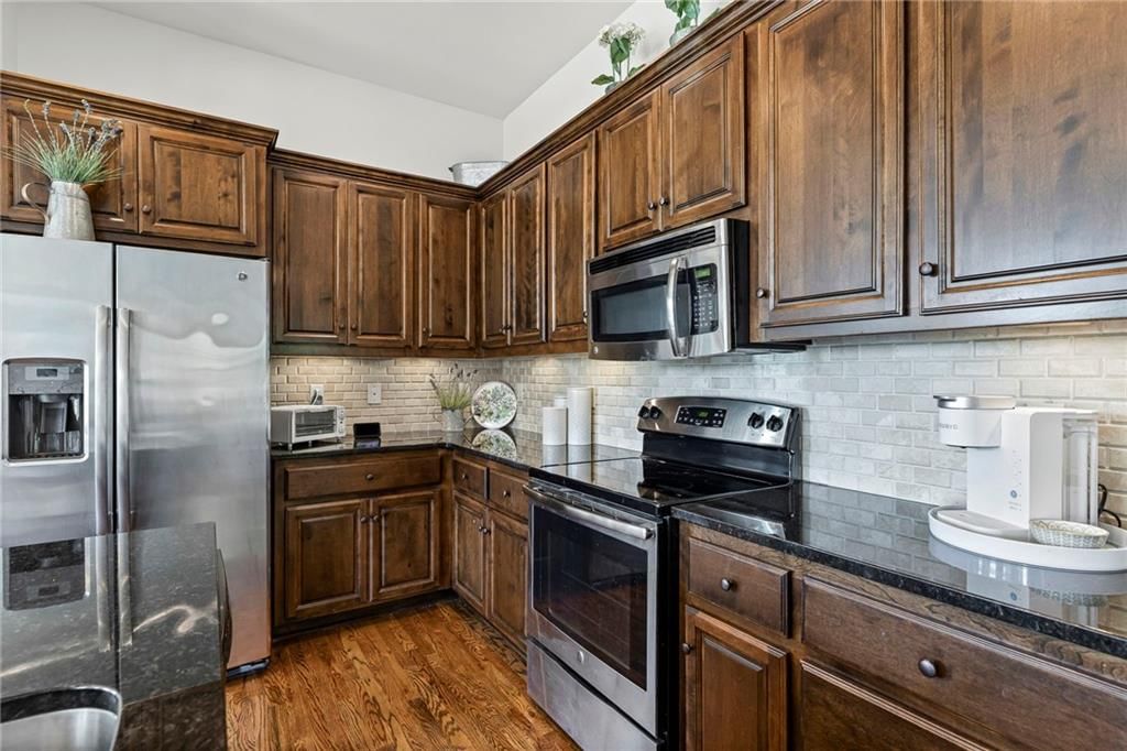 11585 S Bell Court Drive — photo 9