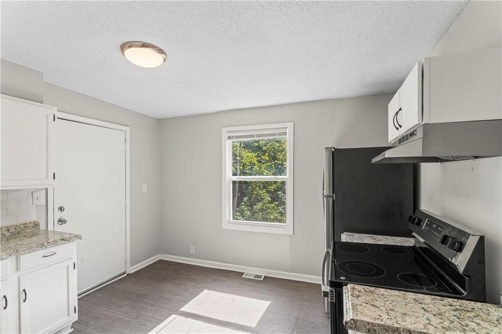 5051 Belmeade Road — photo 15