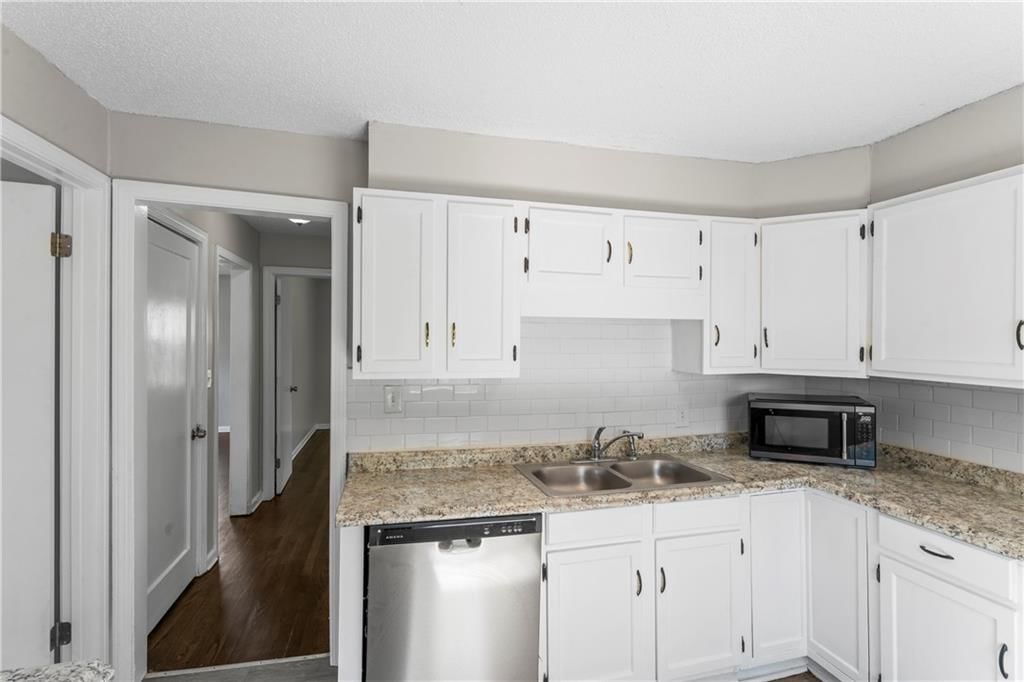 5051 Belmeade Road — photo 18