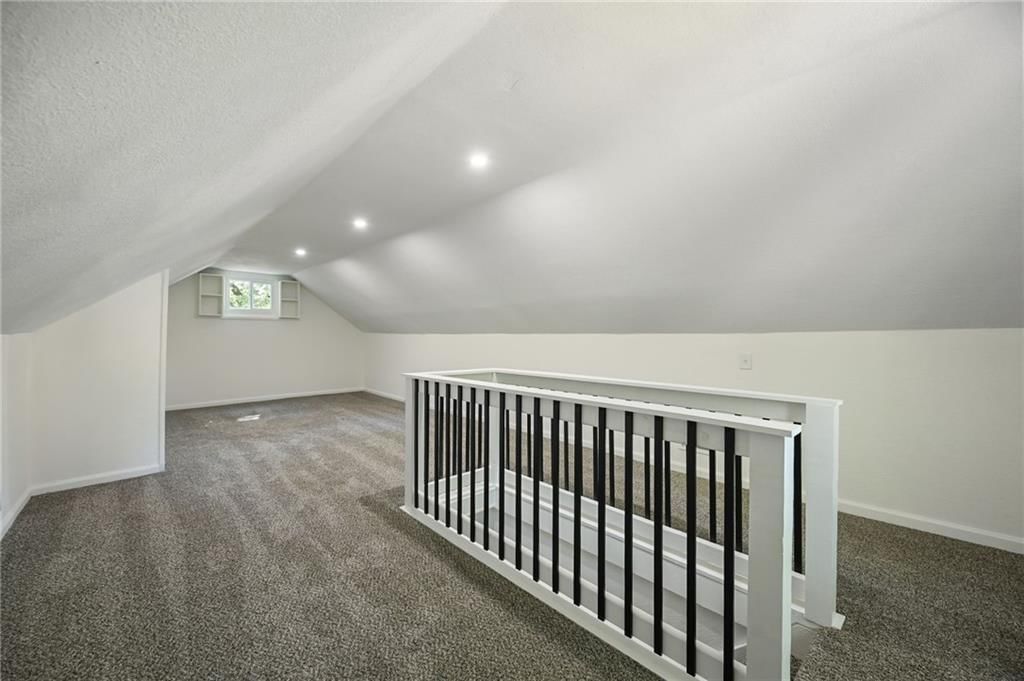Photo 16 of 21 - 206 E 80th Street
