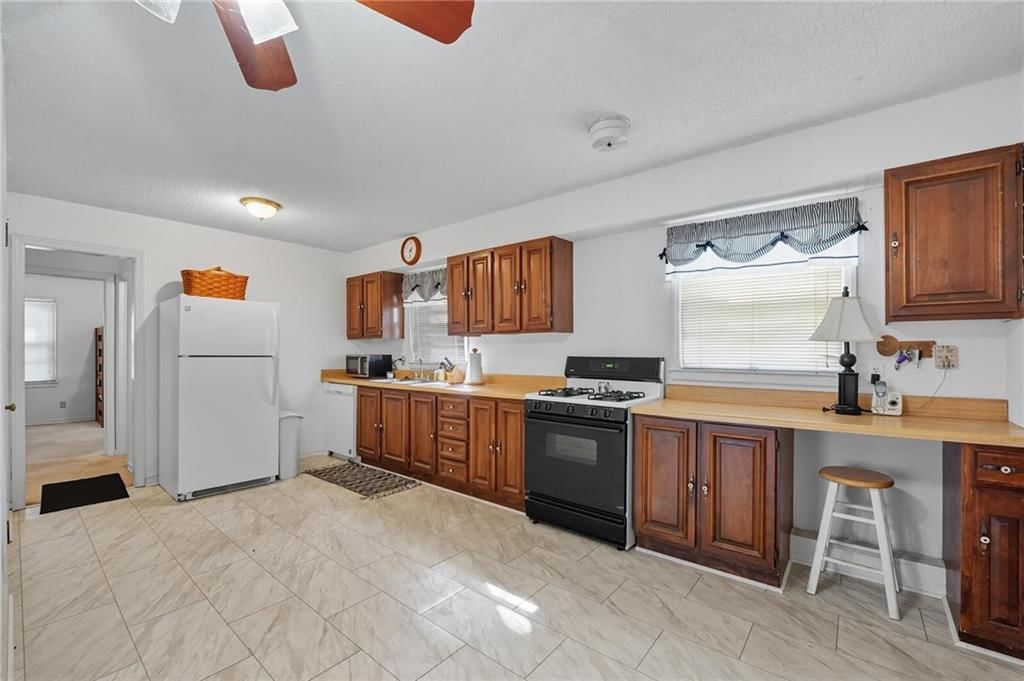 10017 E 68th Terrace — photo 14