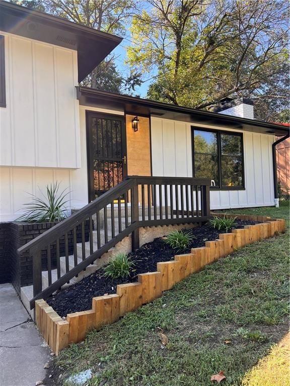 303 Bennett Street — photo 4