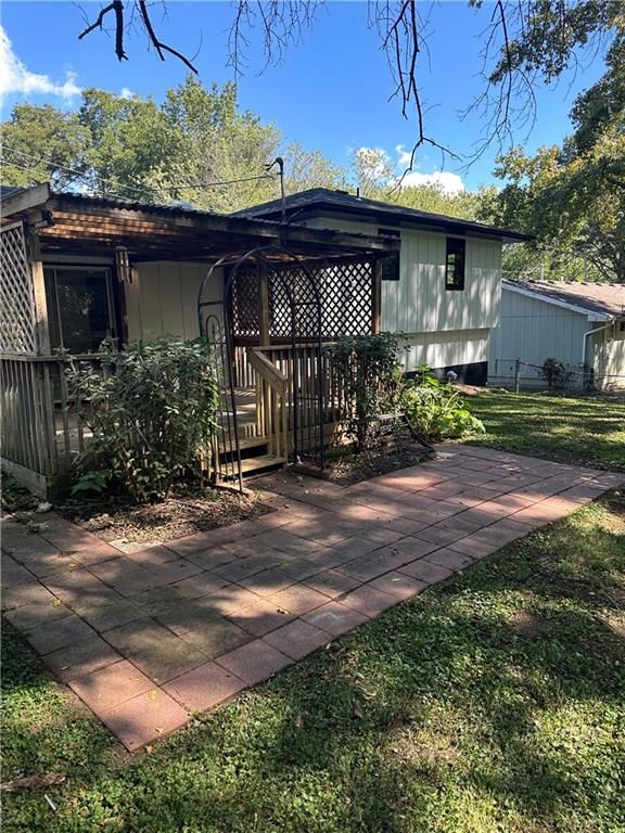 303 Bennett Street — photo 42