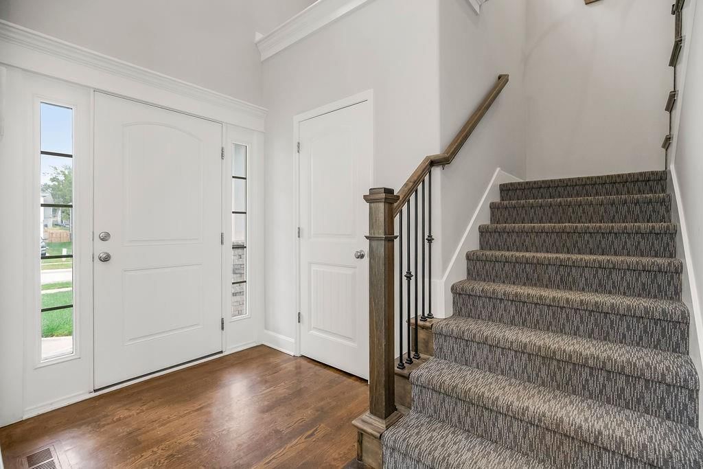457 Lilly Lane — photo 3