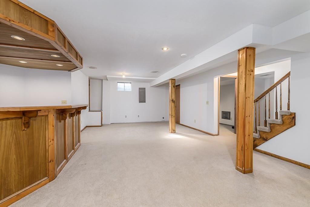 1121 SE Timbercreek Lane — photo 32