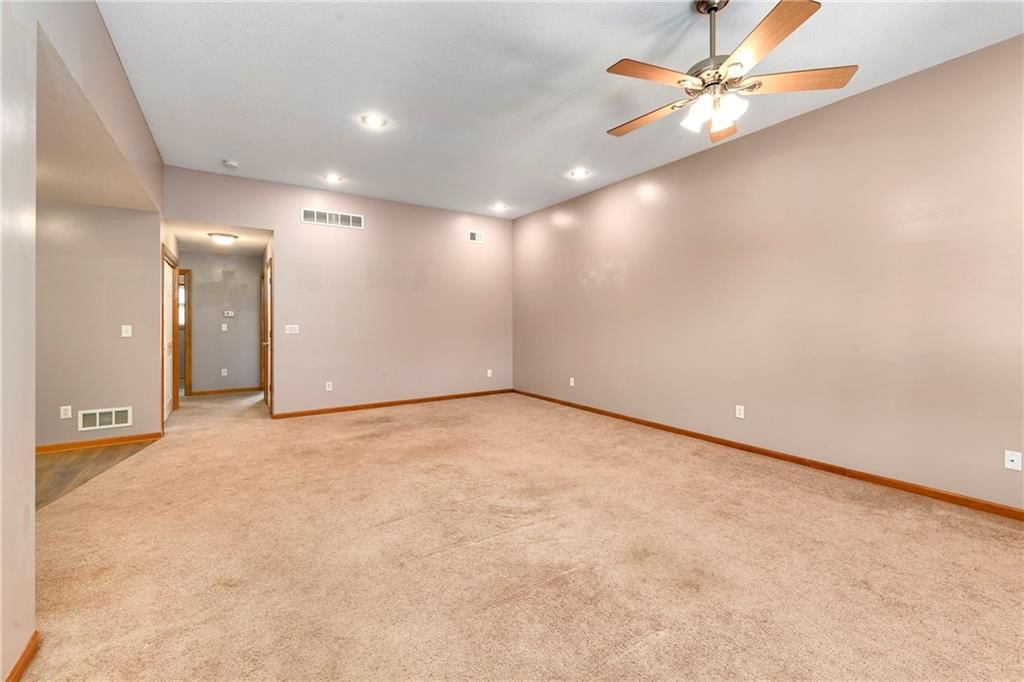 15628 Landauer Circle — photo 8