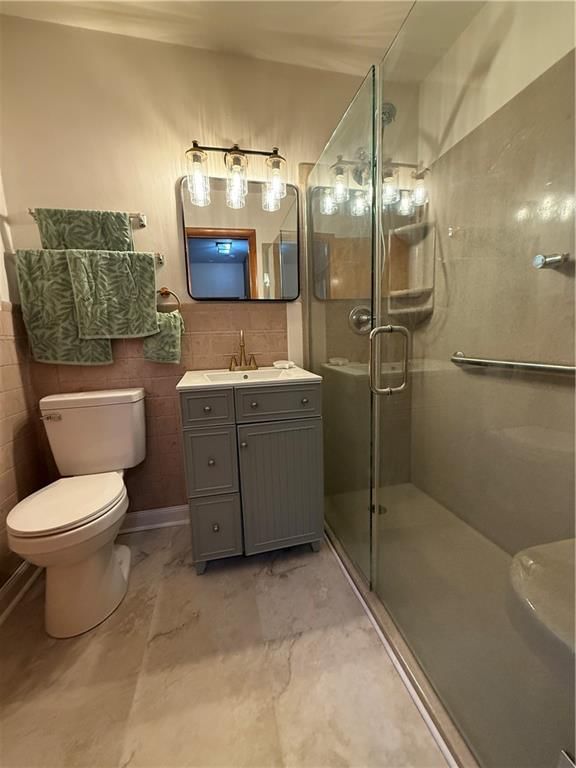 401 N Oak Street — photo 16