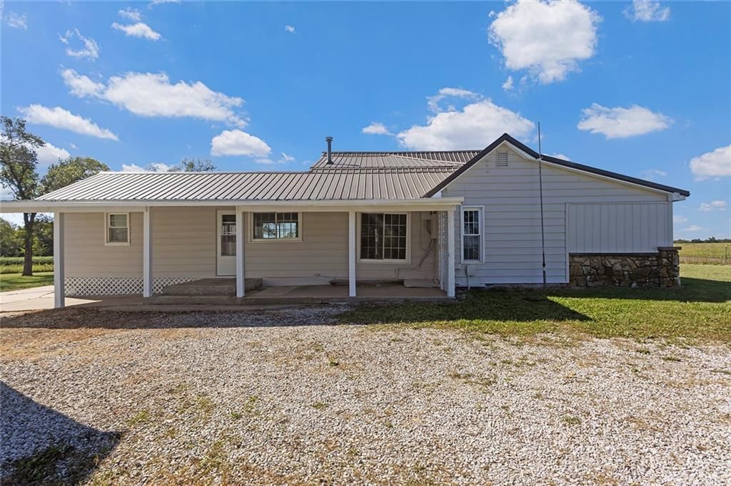 2090 Virginia Road — photo 3