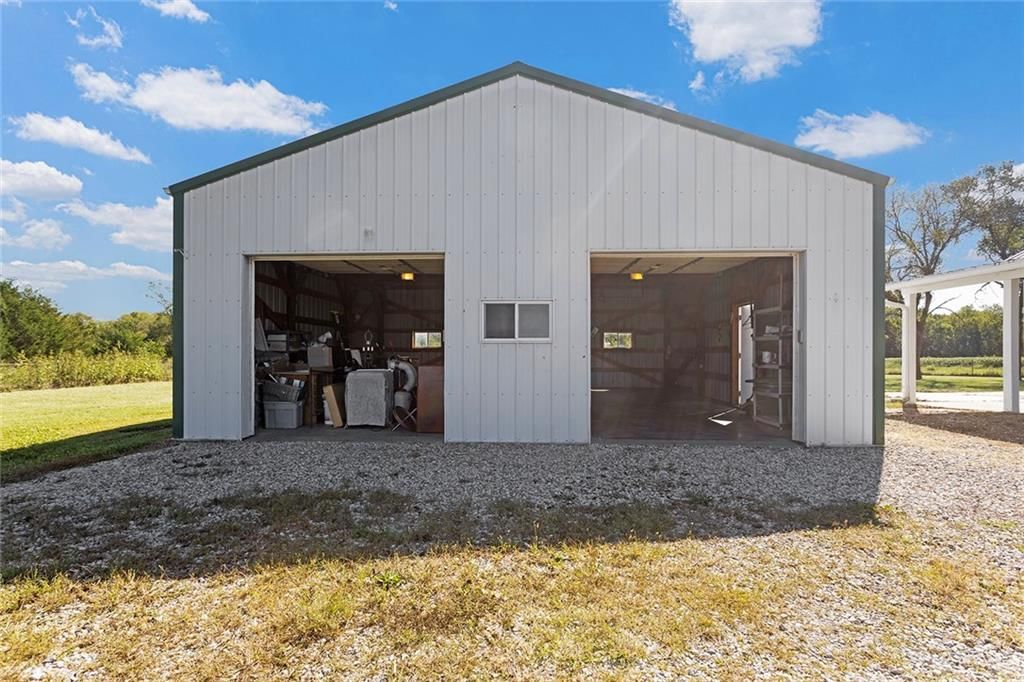 2090 Virginia Road — photo 33