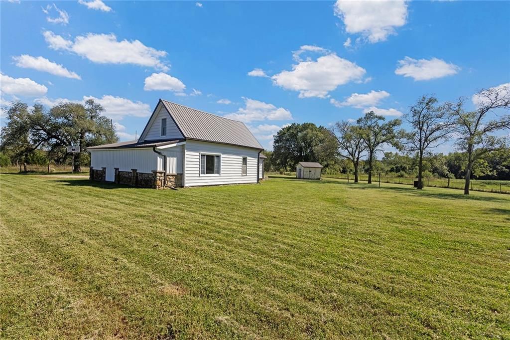 2090 Virginia Road — photo 36