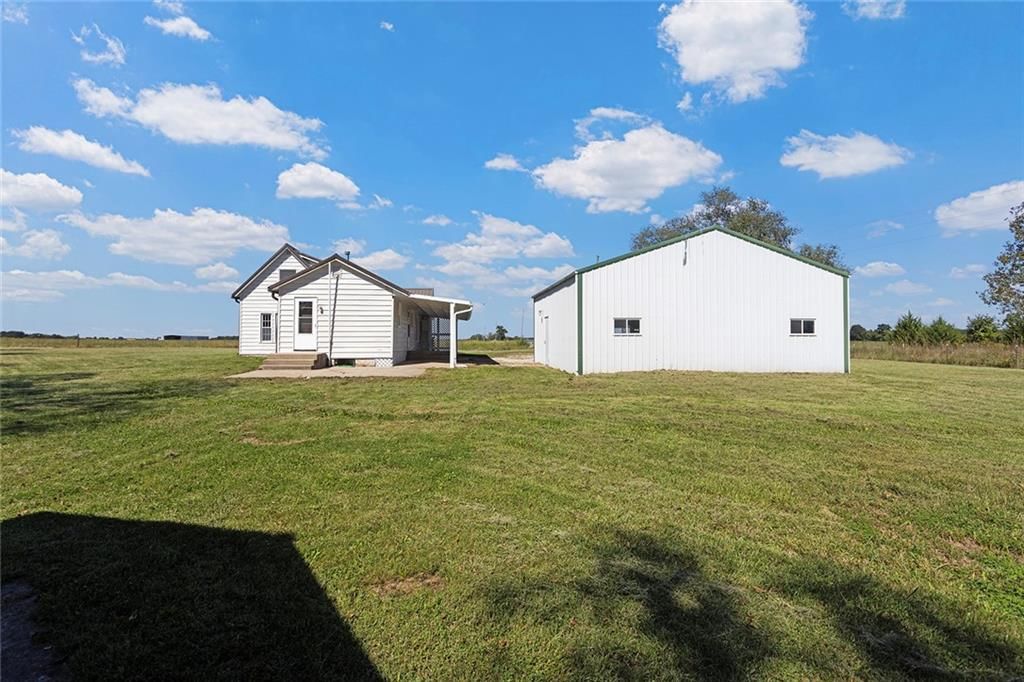 2090 Virginia Road — photo 39