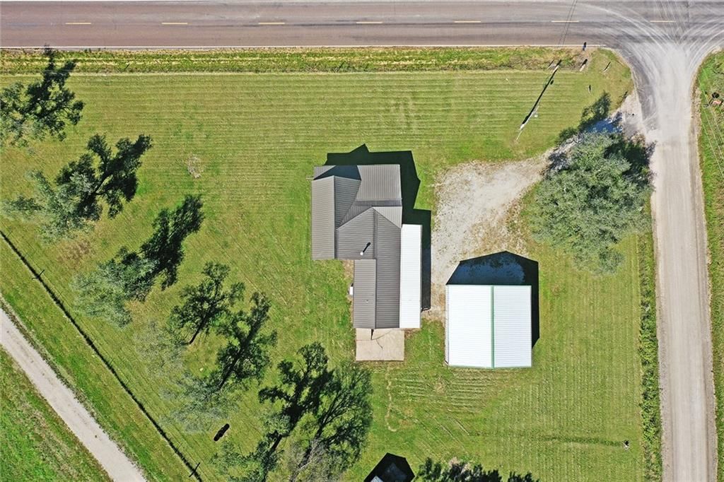 2090 Virginia Road — photo 43