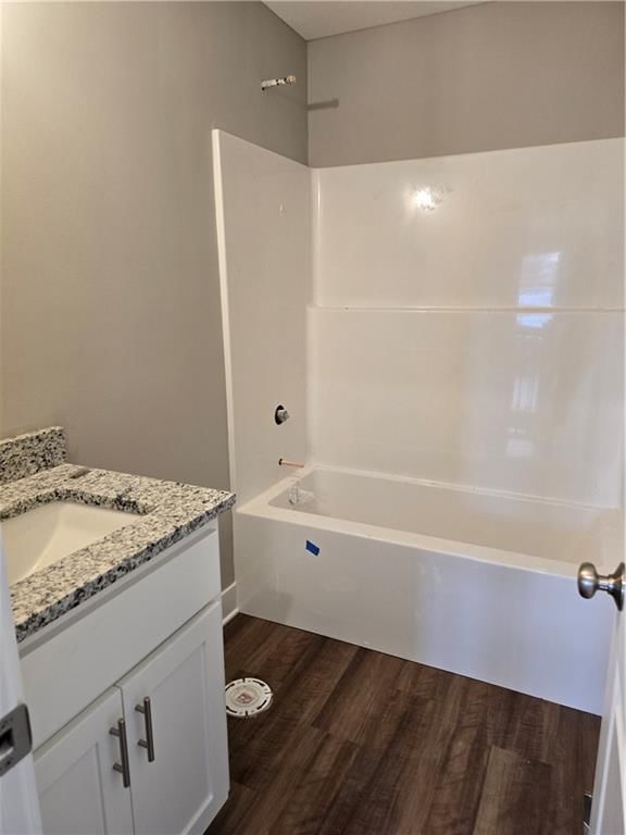 515 W Smith Street — photo 10