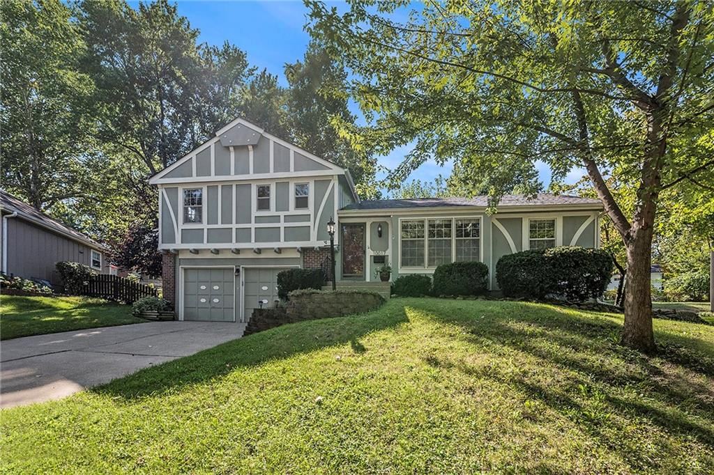 10017 W 68th Street, Merriam, KS