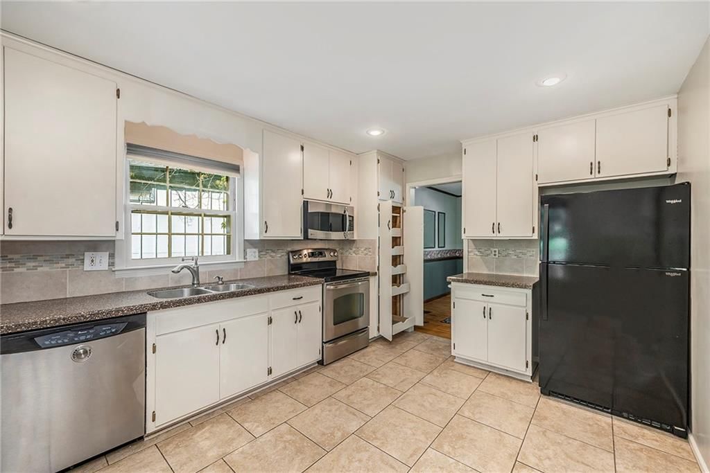 10017 W 68th Street — photo 8