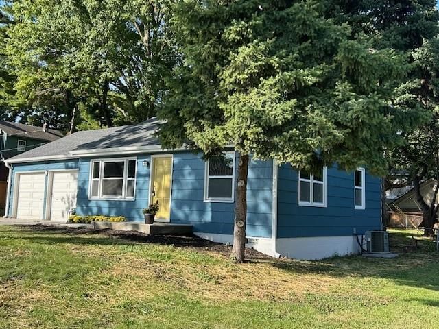 3604 Southwest Trafficway — photo 2