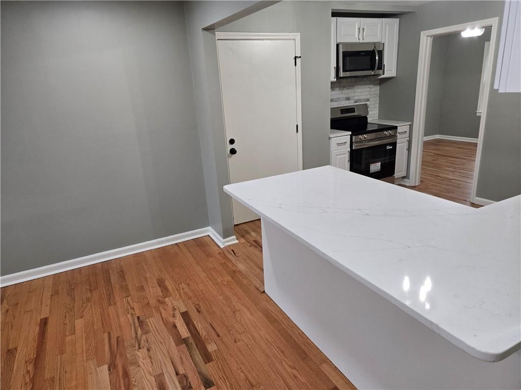 3604 Southwest Trafficway — photo 3