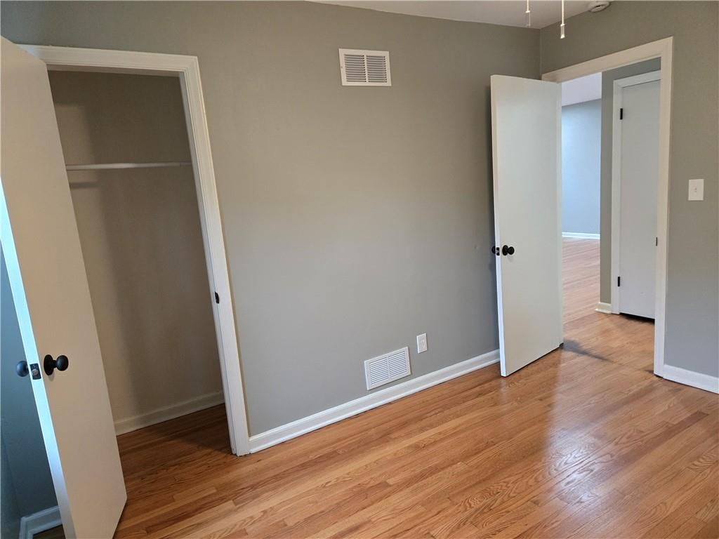 3604 Southwest Trafficway — photo 8
