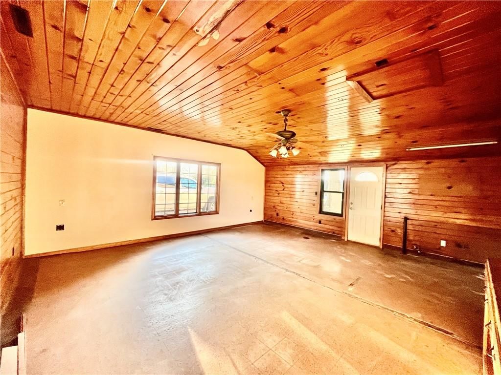 1612 Country Club Road — photo 10