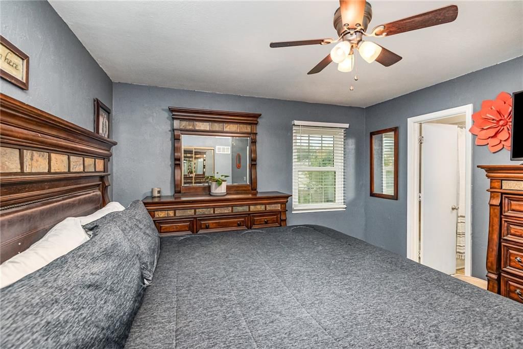 13013 S Sycamore Street — photo 10