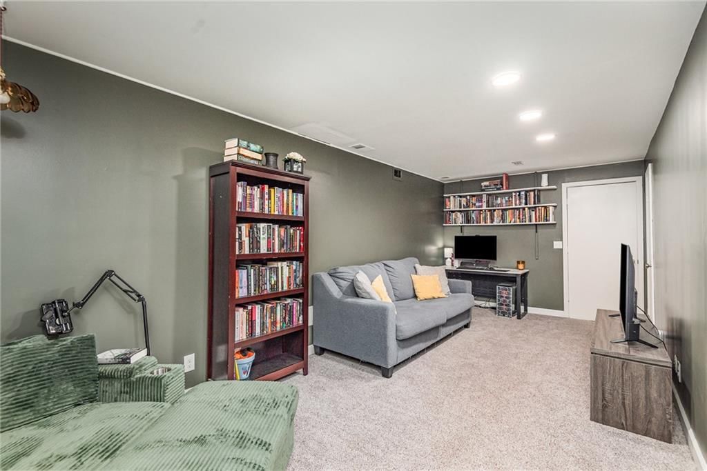 13013 S Sycamore Street — photo 14