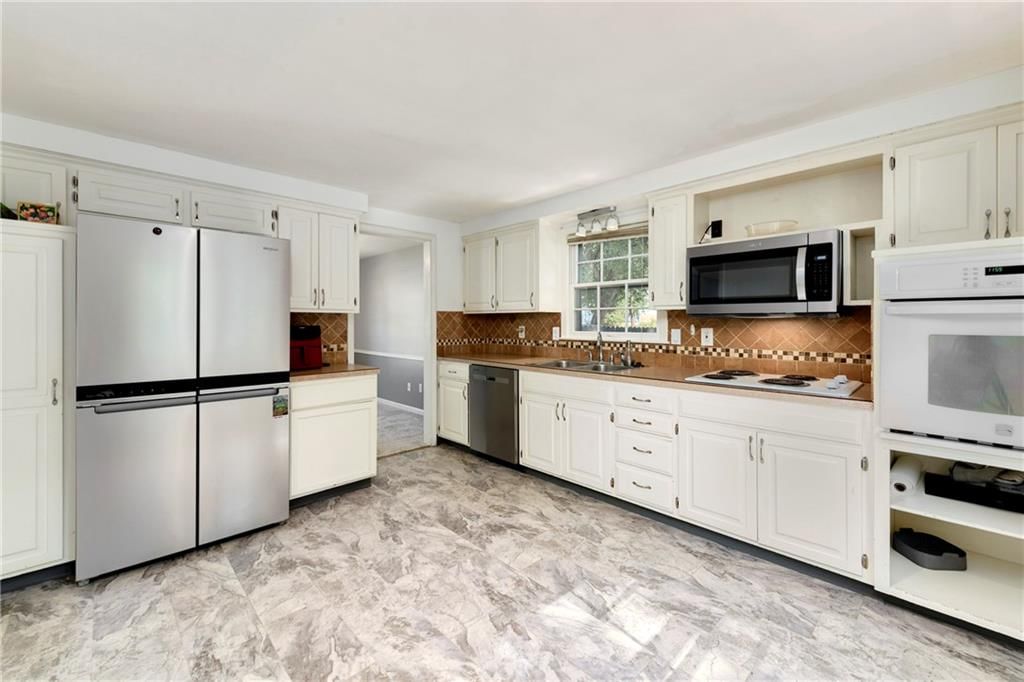 9831 Carter Drive — photo 9
