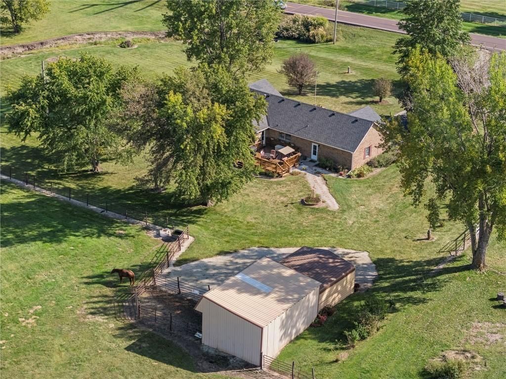 Photo 41 of 50 - 14934 Fairmount Road