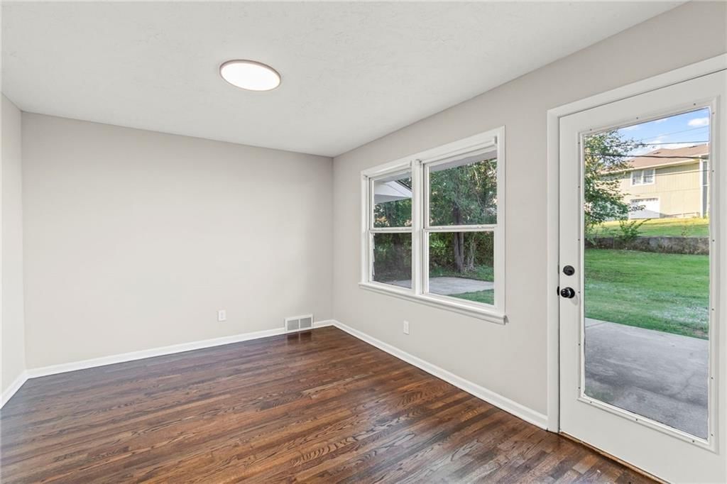 106 Northview Drive — photo 8