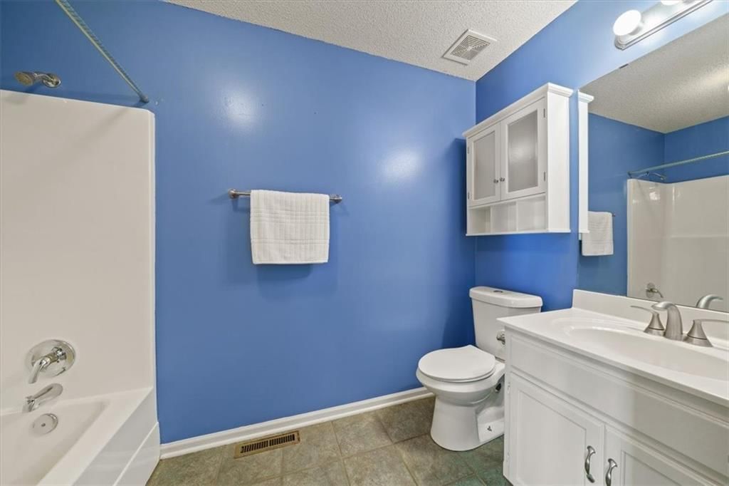 Photo 19 of 28 - 1612 Chowning Drive